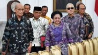Kebersamaan Megawati Soekarnoputri dengan Almarhum Buya Syafii Maarif dalam sebuah kegiatan. Dokumen PDIP