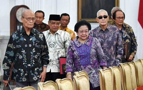 Kebersamaan Megawati Soekarnoputri dengan Almarhum Buya Syafii Maarif dalam sebuah kegiatan. Dokumen PDIP