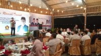 Ketua DPP Partai Gerindra, Meireza Endipat Wijaya memberikan sambutan sekaligus memperkenalkan diri dalam acara ramah tamah bersama segenap pengurus Partai Gerindra se- Kecamatan Sekupang. foto ayunus