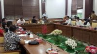 RDP komisi I DPRD Batam dengan manajemen holiwings Batam. Foto dewan
