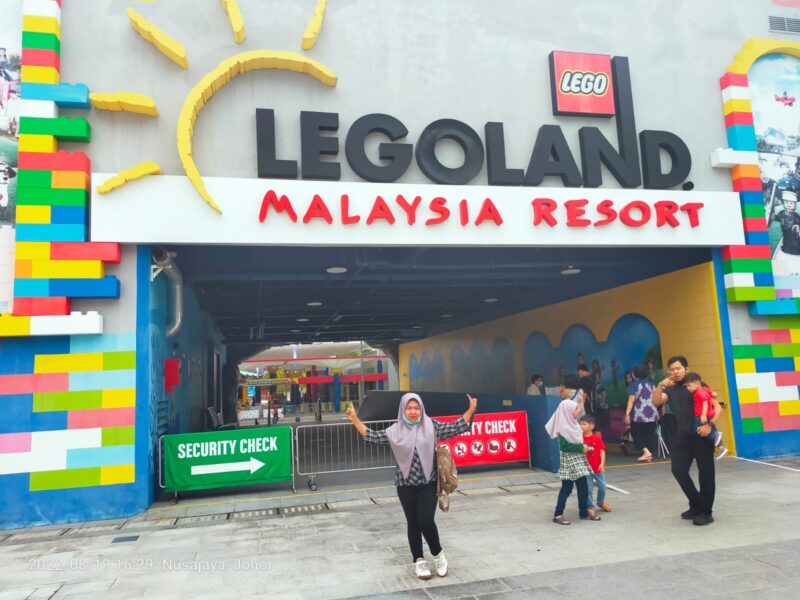 Legoland menjadi salah satu destinasi wisata yang dikunjungi rombongan Fam trip ke Malaysia. foto endang
