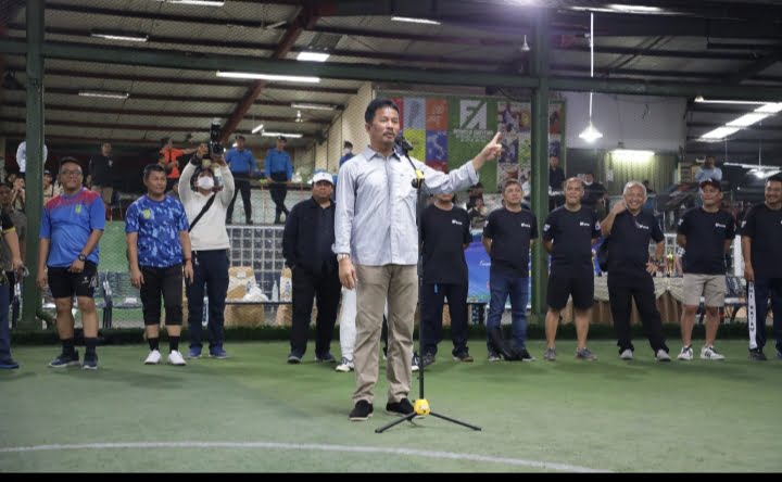 Kepala BP Batam, Muhammad Rudi memberikan sambutan dalam pembukaan turnamen futsal BP Batam. Foto bpbatam