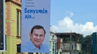 Baliho Unik Calon Presiden Indonesia 2024, Prabowo Subianto yang terpampang di sudut Kota Batam ini jadi perbincangan dari masyarakat. Foto pt